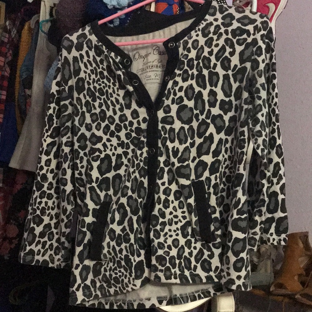 Sweater - Picture 2 of 3